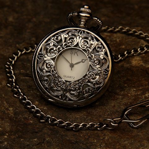 pocket watch, watch, timepiece-560937.jpg